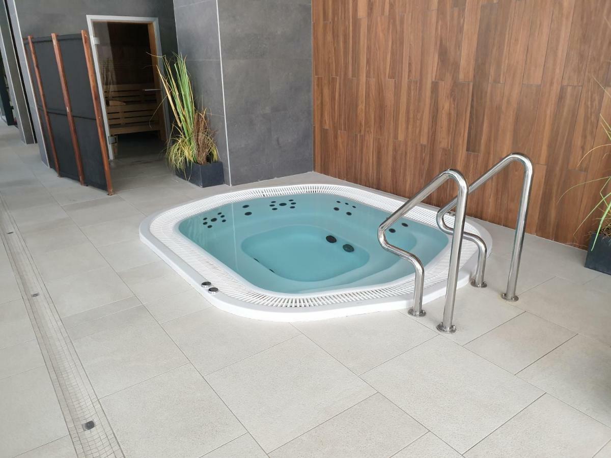 شقة Apartament Z Basenem Laura Polanki Park كولوبرزيغ المظهر الخارجي الصورة