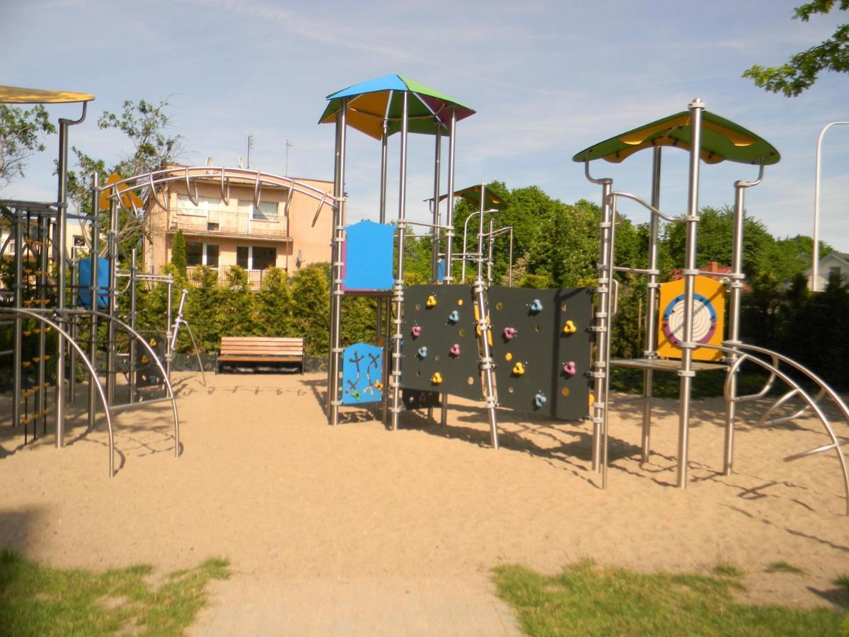 شقة Apartament Z Basenem Laura Polanki Park كولوبرزيغ المظهر الخارجي الصورة